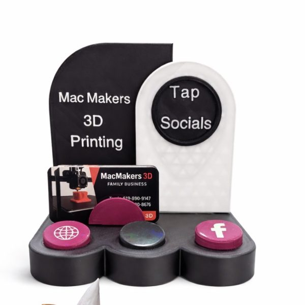 The "All-In-One" Interactive Social Media Display